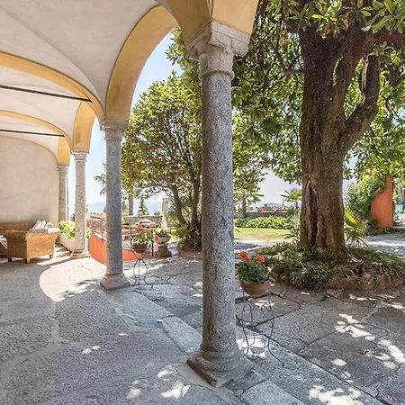 Appartamento San Salvatore Sleeps 4 With Pool