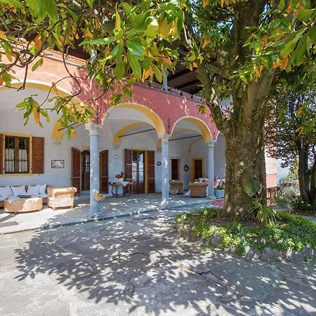 San Salvatore Sleeps 4 With Pool *